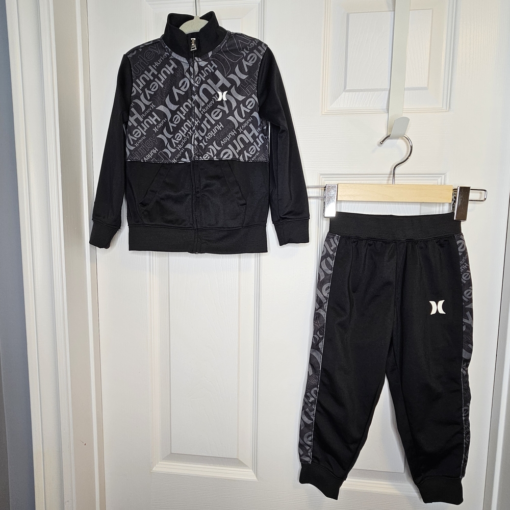 NWOT Hurley Boys Tracksuit Size 3 Black Grey Logo Activewear Set Matching Outfit
